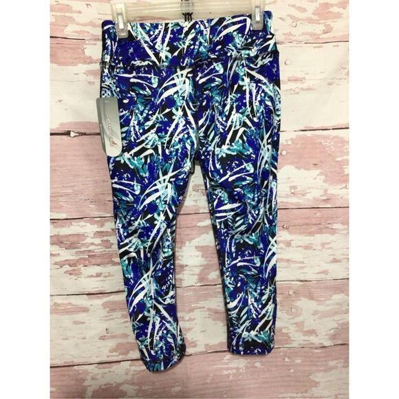 NWT EXERTEK Athletics Pant Cut Out Leg Accents Size Petite Medium NEW - Picture 4 of 14